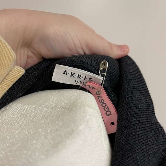 Akris Punto Wool Pullover Cardigan - Picture 4 of 6